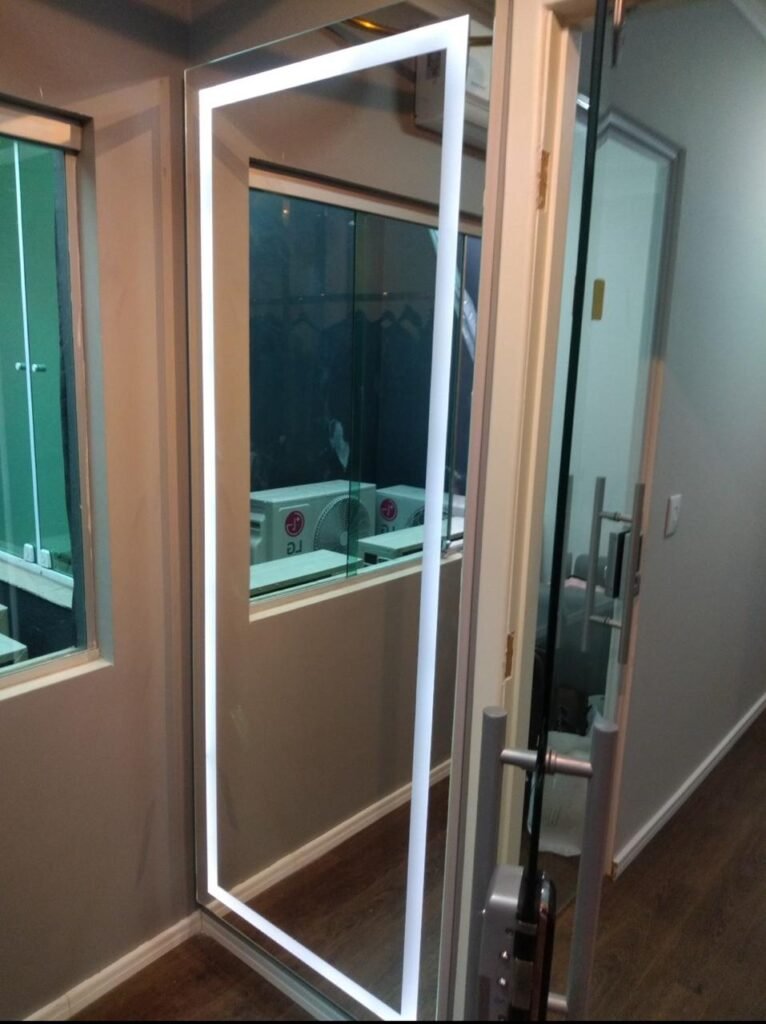 Box de canto em vidro temperado transparente — IGA Vidros São Paulo