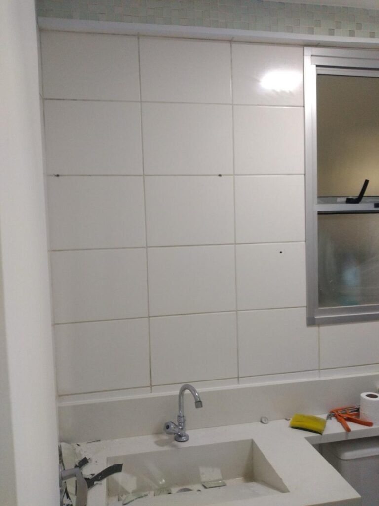 Envidraçamento de sacada articulado retrátil — IGA Vidros São Paulo
